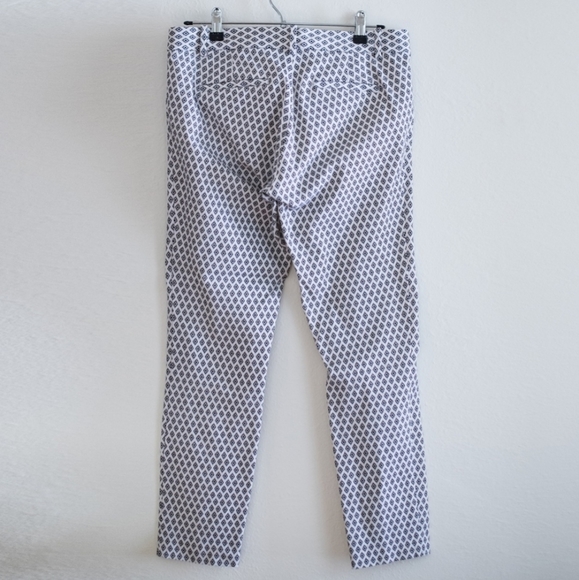 🆕 GAP Skinny White Pants with Black Diamond Print. (Cotton - Spandex) NWOT - Picture 6 of 14